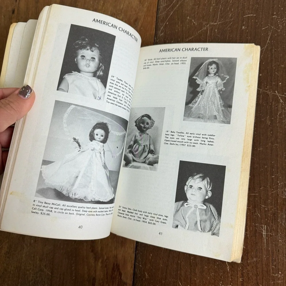 Doll Values ANTIQUE & MODERN Identification‎ book 1979 Patricia Smith